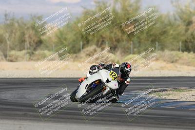 media/Nov-02-2025-CVMA (Sun) [[337aff29ab]]/Race 17-Amateur Supersport Middleweight/